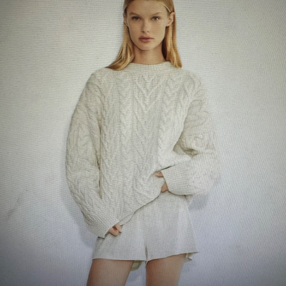 Aritzia Cream Cable Knit Sweater - Picture 6 of 6